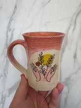 Load image into Gallery viewer, Line Art Transfer Mug in "Rose Quartz"