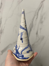 Load image into Gallery viewer, Christmas Tree Candle Cover