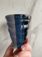Load image into Gallery viewer, Wine Cup in &quot;Midnight Blues&quot; | SECOND
