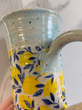 Load image into Gallery viewer, Lemon Mug | Light blue | SECOND
