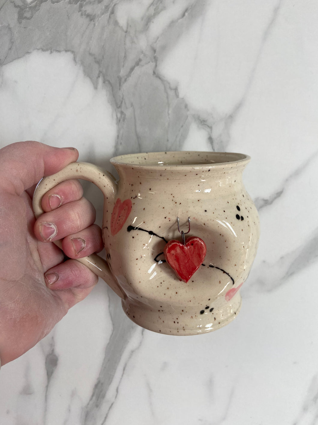 Charm Mug | Red+Pink Hearts | ~14 oz