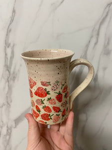 Strawberry Mug | ~14 oz